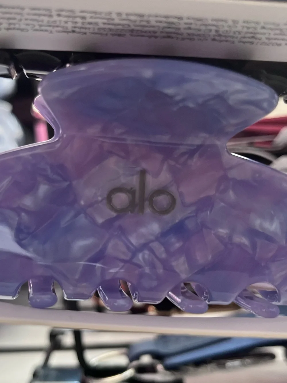 Alo 90s claw clip euphoric purple marble design hair accessories nwt